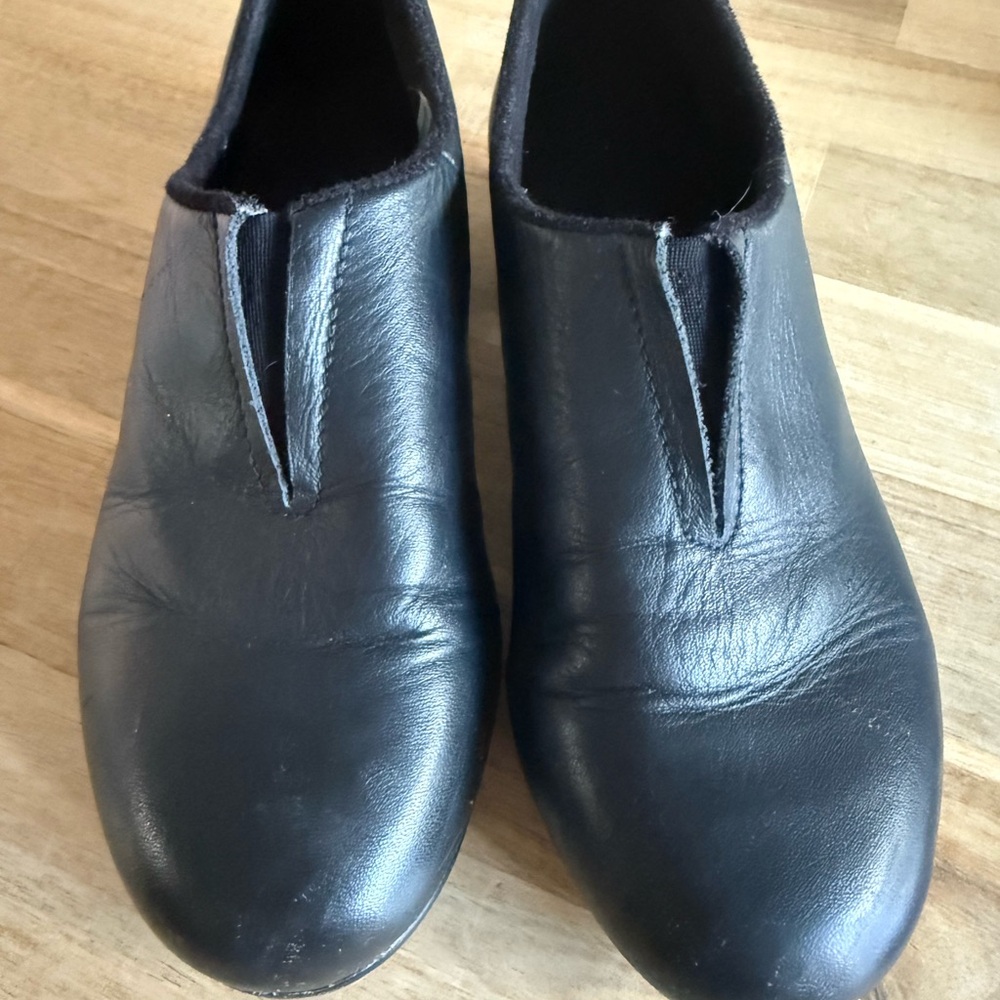 Bloch Black Leather Slip-On Tap Shoes